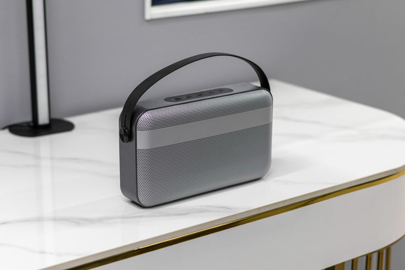 Brandcharger premium wireless speaker 1430213_lif