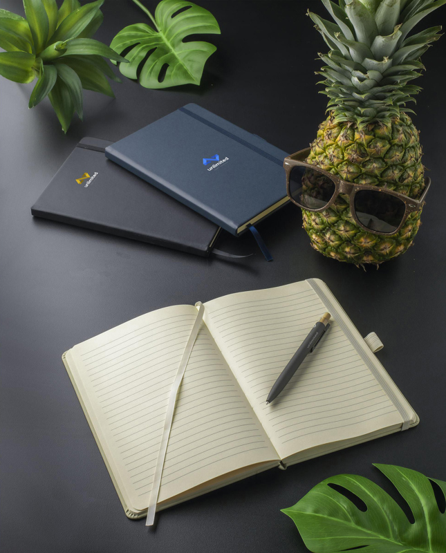 Pineapple paper notebook (approx. A5) 265127_001 (Black)