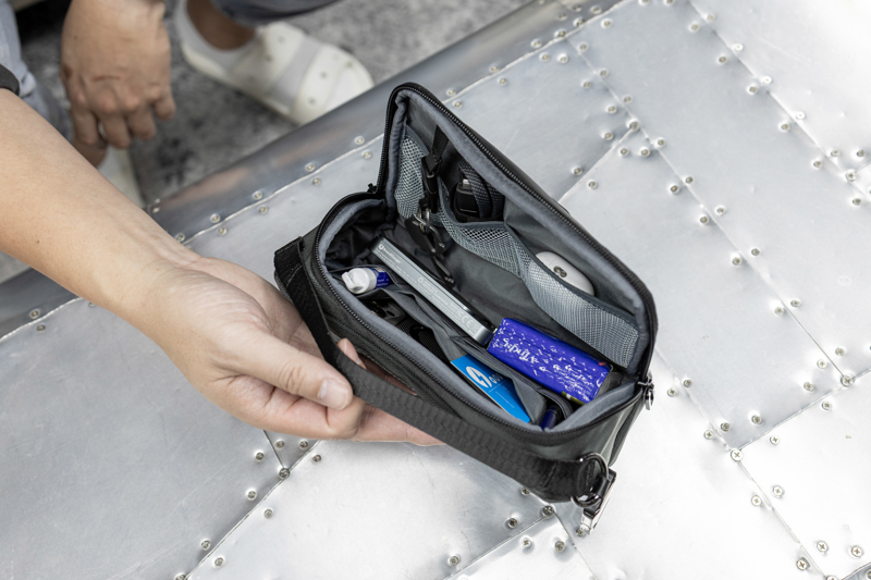 Brandcharger travel pouch 1430215_lif