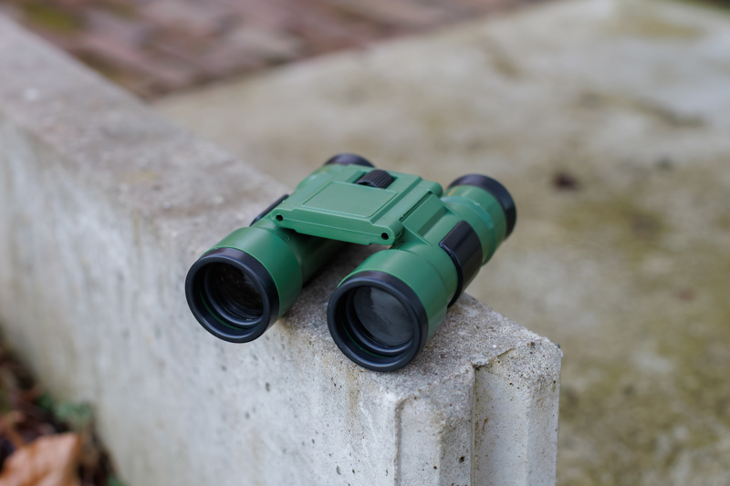 Binoculars 1454843_lif