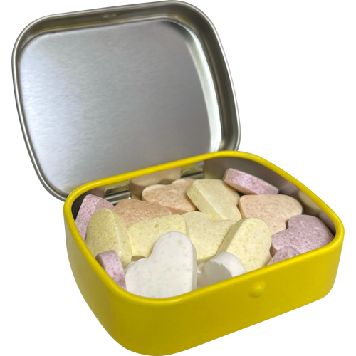 Flat hinged tin with fruit heart sweets