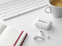 Earbuds in a charging case 263684_002 (White)