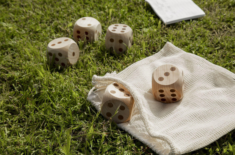 Outdoor dice game 261548_945 (Wood)