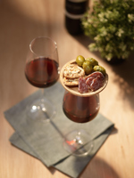 Wooosh bamboo wine glass topper 1488355_945 (Wood)