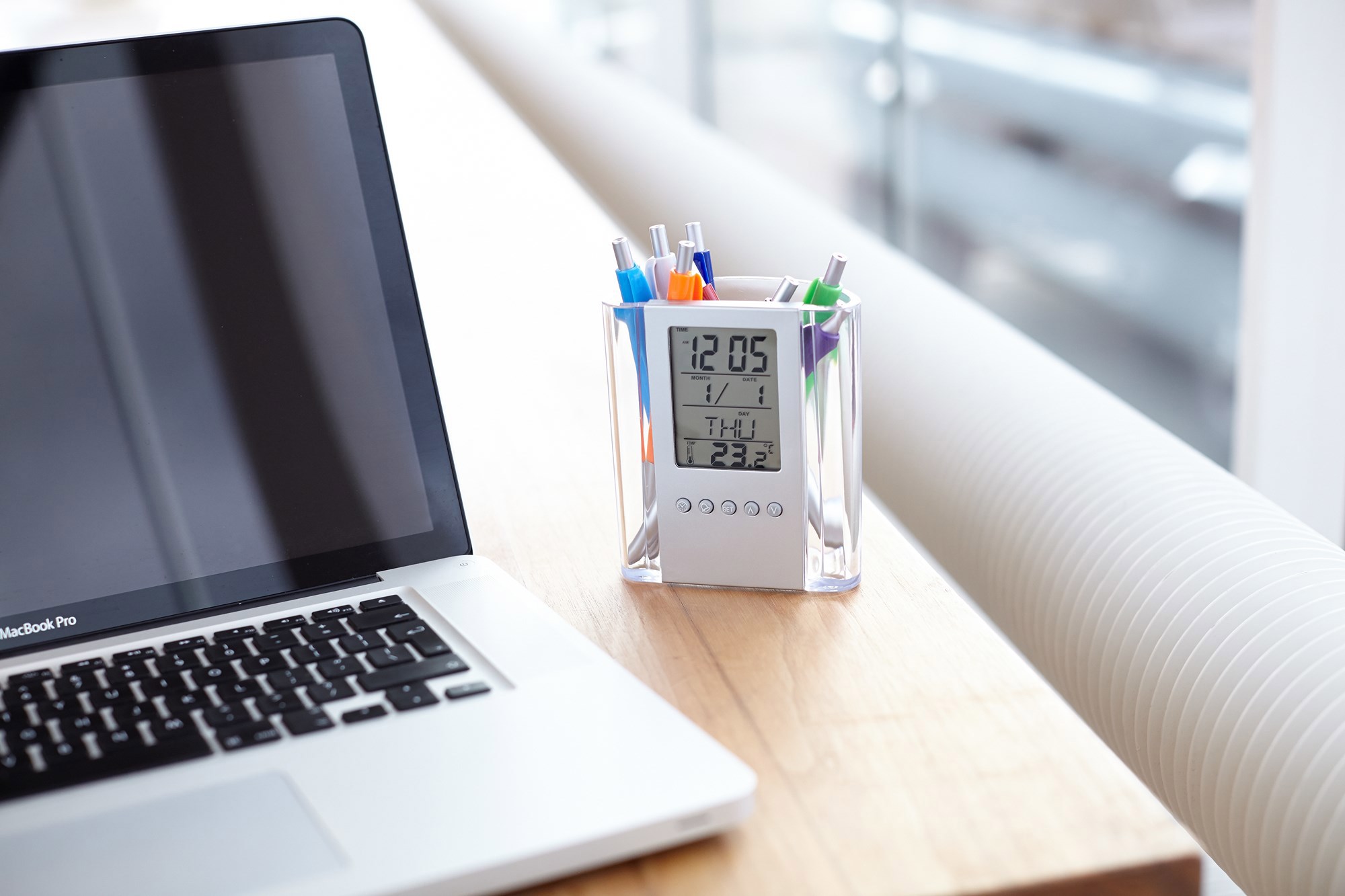 Picture of Pen holder with clock