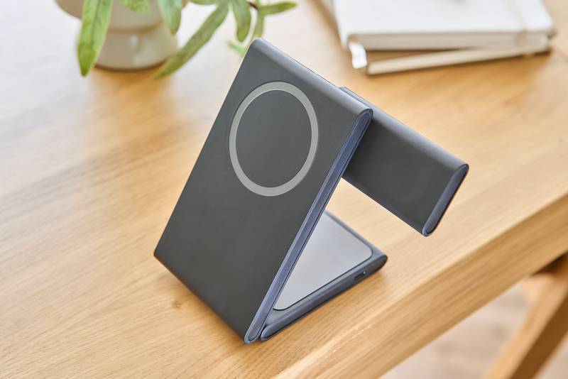 Recycled 3-in-1 magnetic wireless charger 1351337_001 (Black)