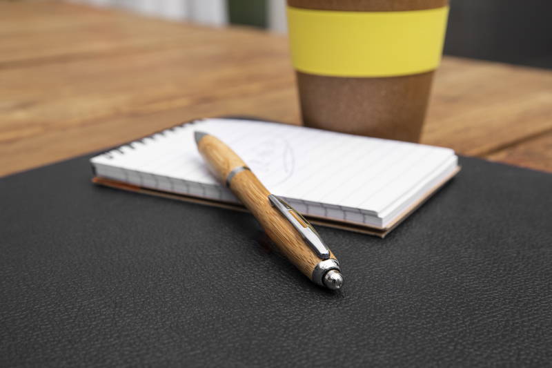 Bamboo ballpen 8524_lif