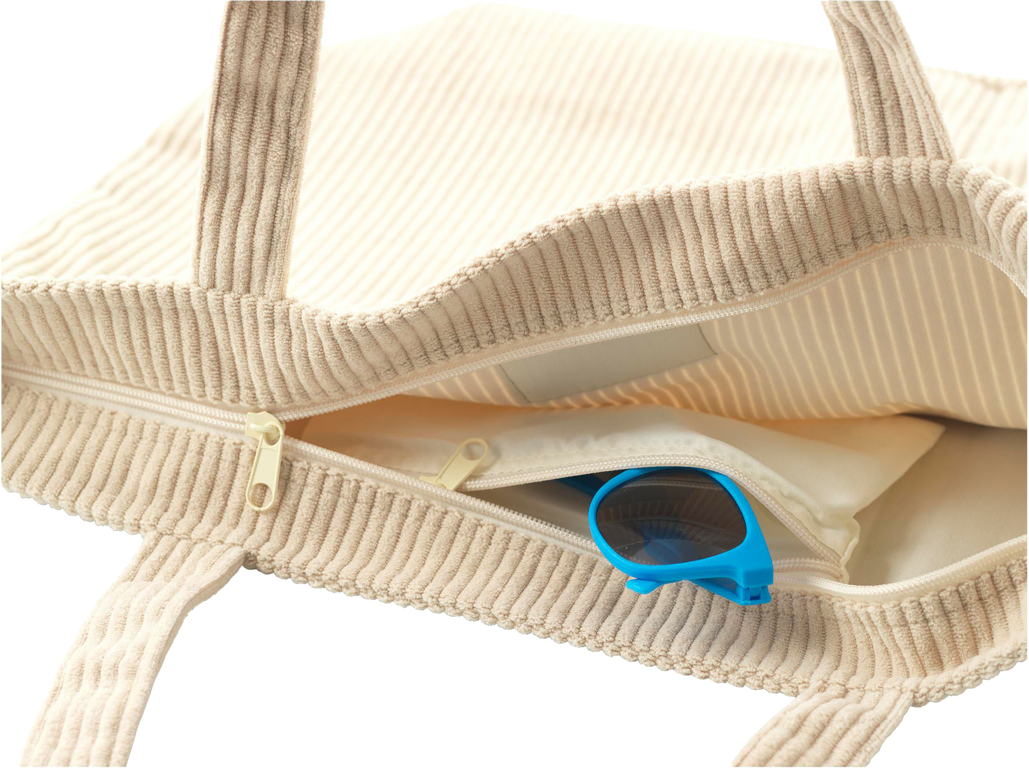 Picture of Recycled corduroy beach bag