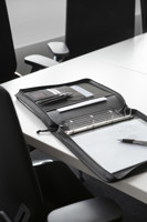 Conference folder (approx. A4) 008661_lif