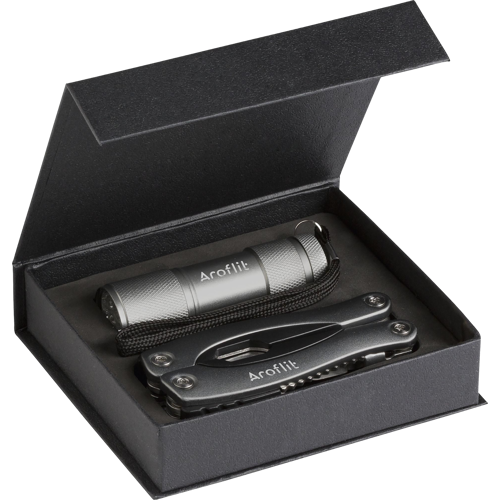 Multi-tool and torch set, 9c