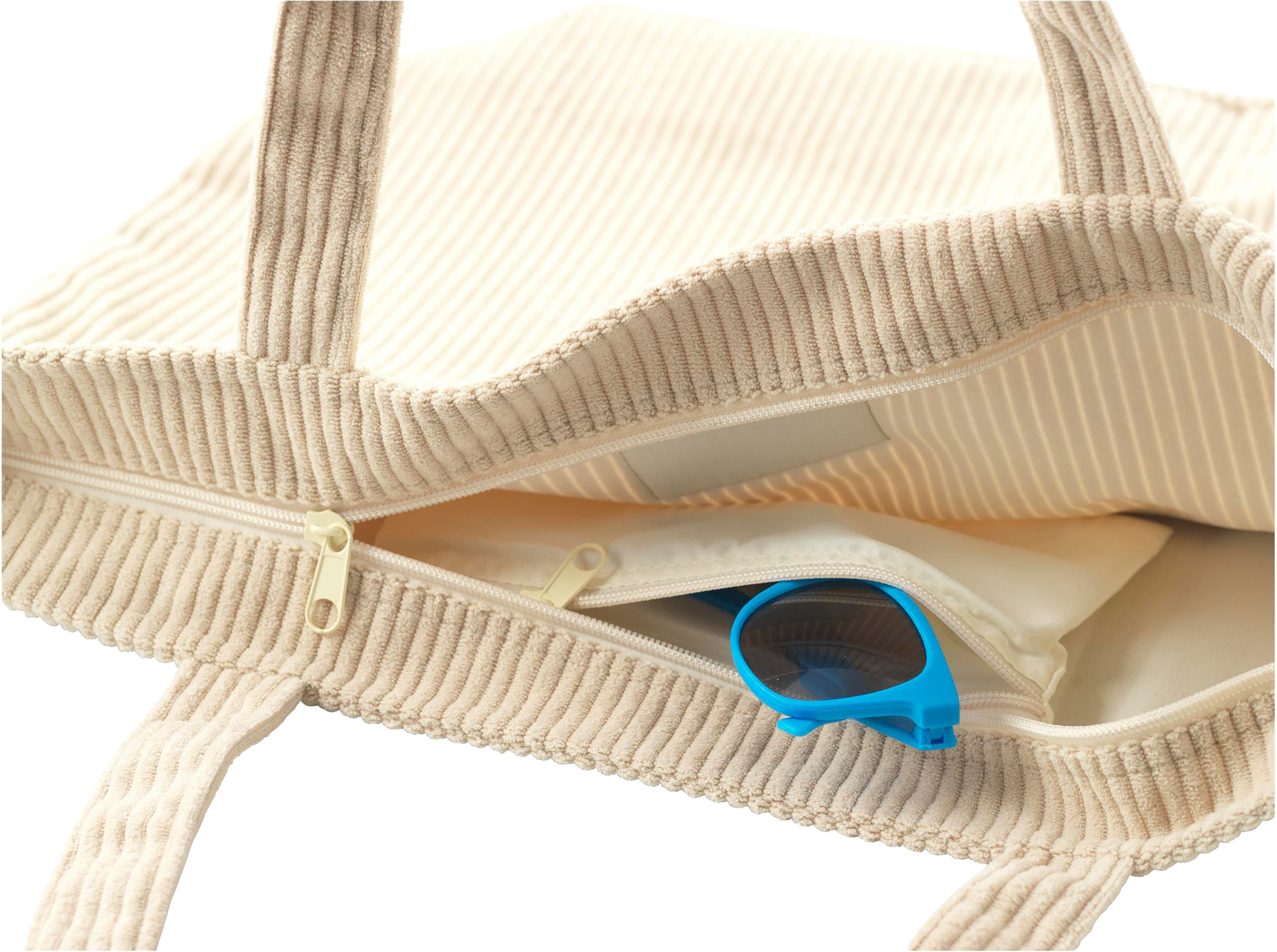 Picture of Recycled corduroy beach bag