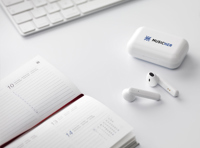 Earbuds in a charging case 263684_002 (White)