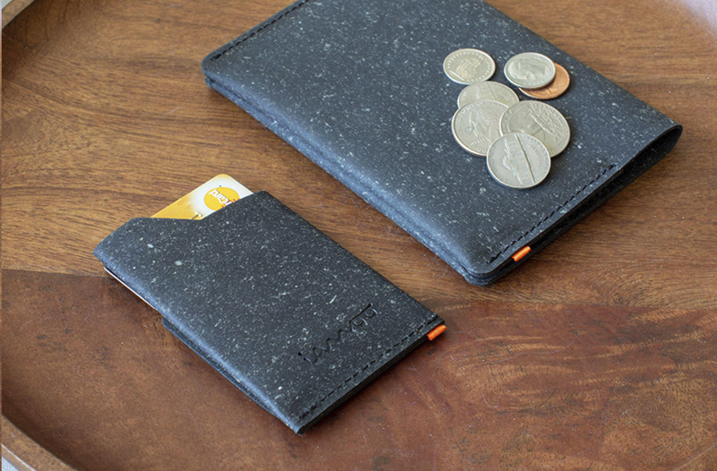 Made recycled leather passport holder 269140_001 (Black)