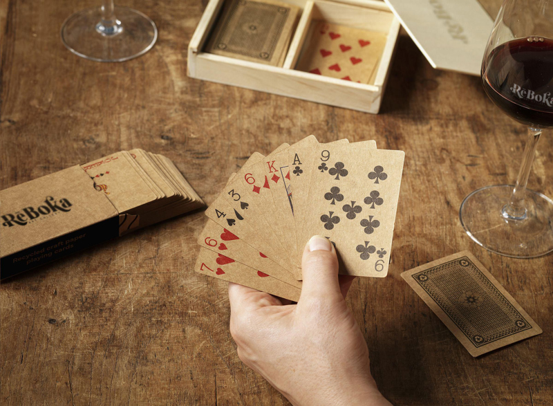  Recycled double deck playing cards 261086_945 (Wood)